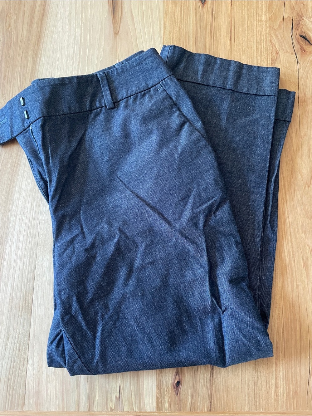 Ann Taylor Dark Navy Charcoal Cropped Pants